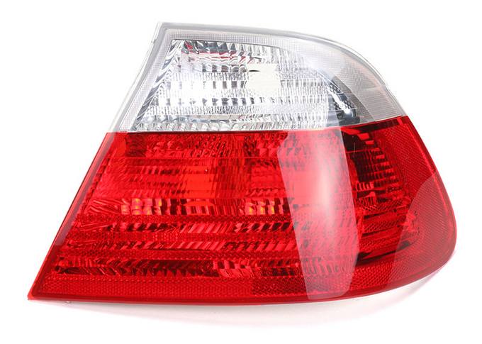 BMW Tail Light Assembly - Passenger Side Outer (w/ Clear Turnsignal) 63218384844 - ULO 685504